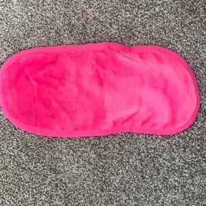 large Makeup Eraser.